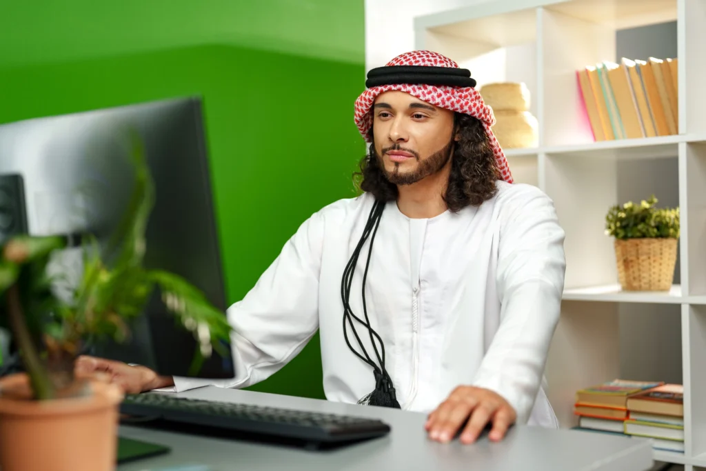 كيف تختار أفضل شركة برمجة في السعودية؟ دليل شامل لعام 2025