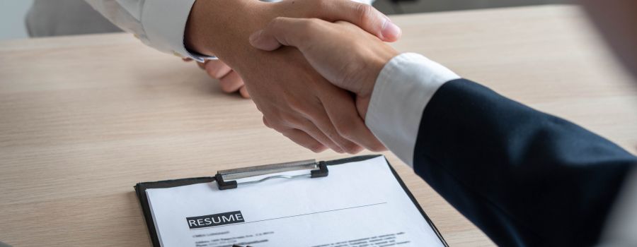 العوامل التي تحدد تكلفة برمجة التطبيقات